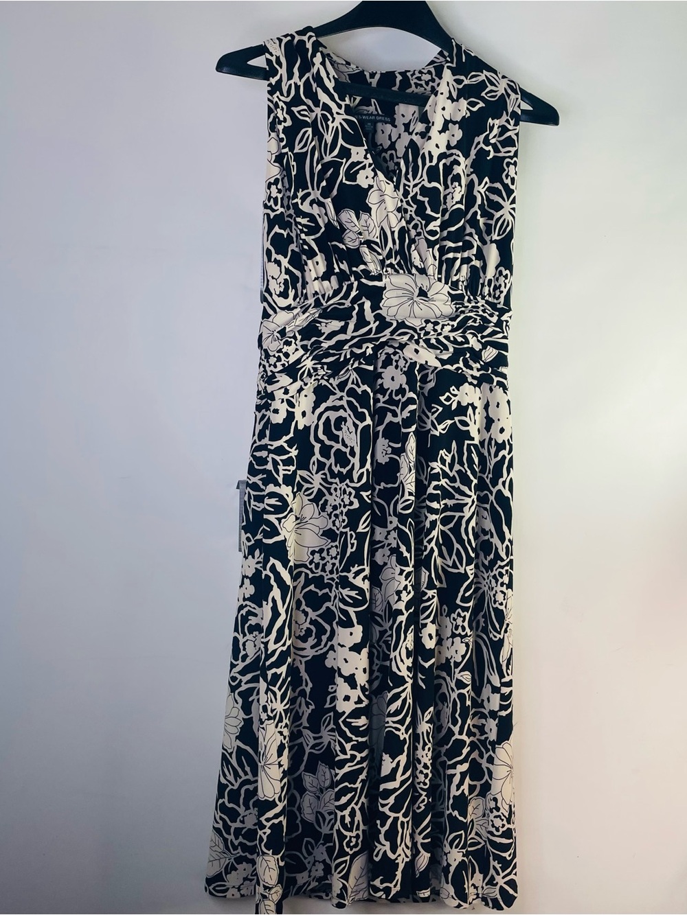 Jones Wear Black & Cream Floral V-Neck Wrap Maxi Dress Size 14